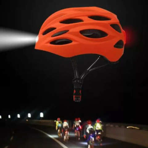 Cască de bicicletă cu lumină integrată – siguranță și vizibilitate crescută