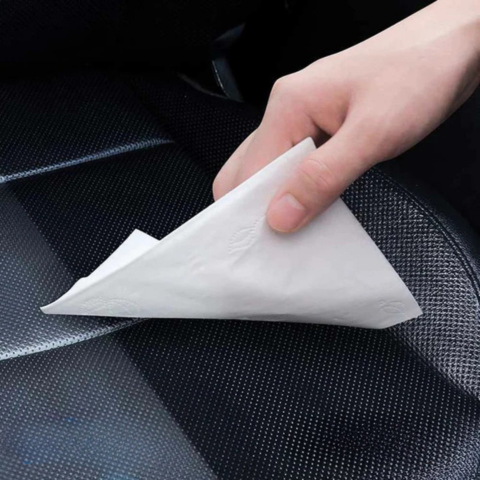 Ανανεωτικό Σπρέι Αυτοκινήτου Μακράς Διάρκειας – Αποτελεσματικό Κατά της Γήρανσης των Επιφανειών