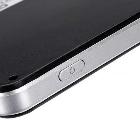 GPS Táctil Automóvel – Navegação Fluida e Interface Moderna