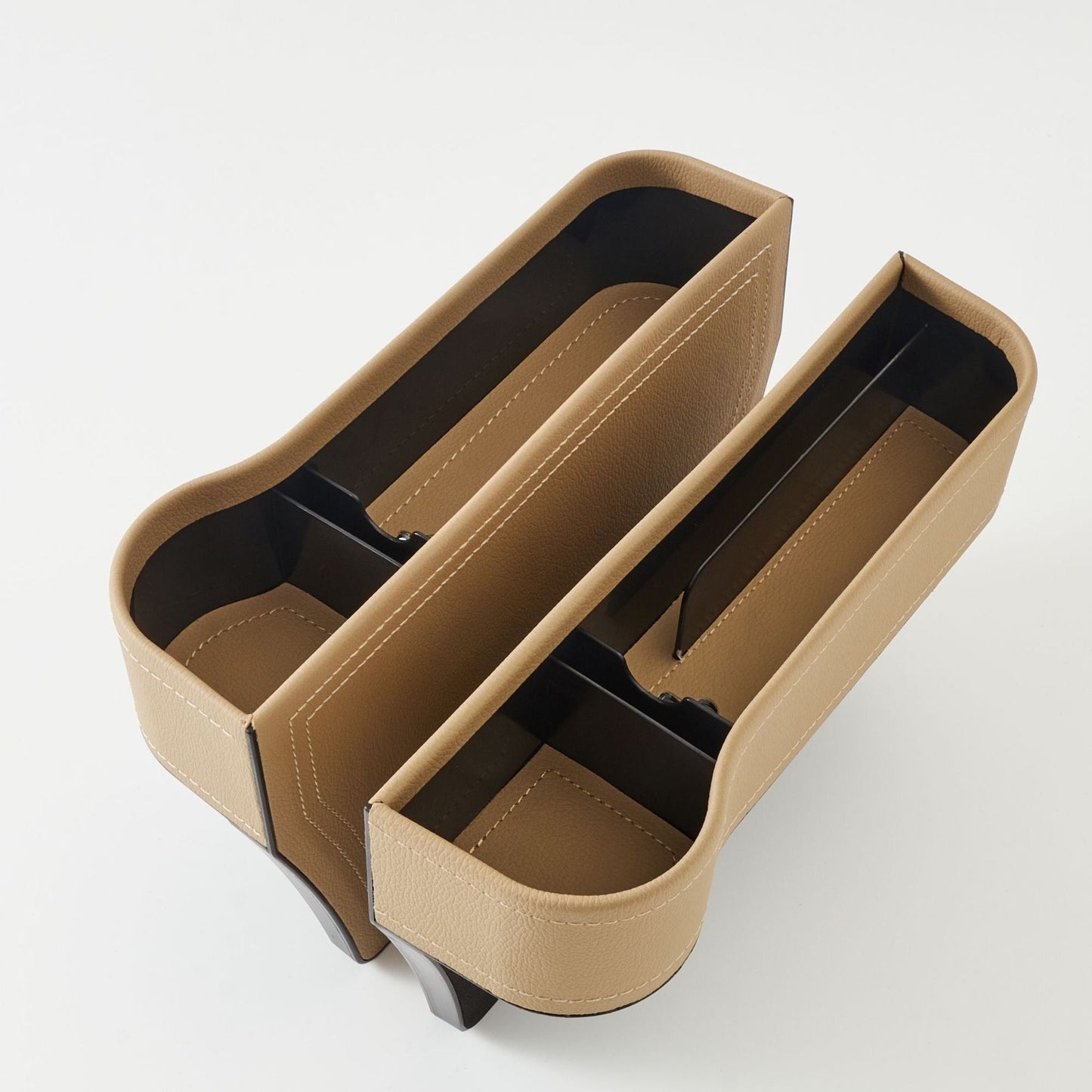カーシートオーガナイザー – 実用的でコンパクトな収納