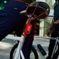 אורות LED נגד התנגשות לאופנוע – בטיחות וסגנון 