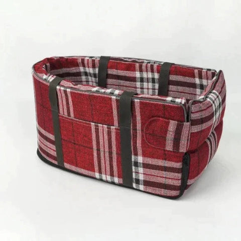 Dog Transport Basket – Comfort and Stability in the Car 